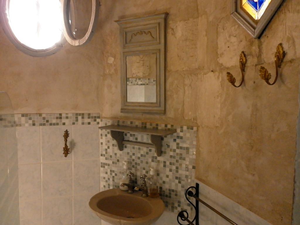 Les Deux Tours Bed and Breakfast Brignon Eksteriør billede
