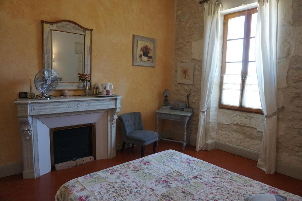 Les Deux Tours Bed and Breakfast Brignon Eksteriør billede