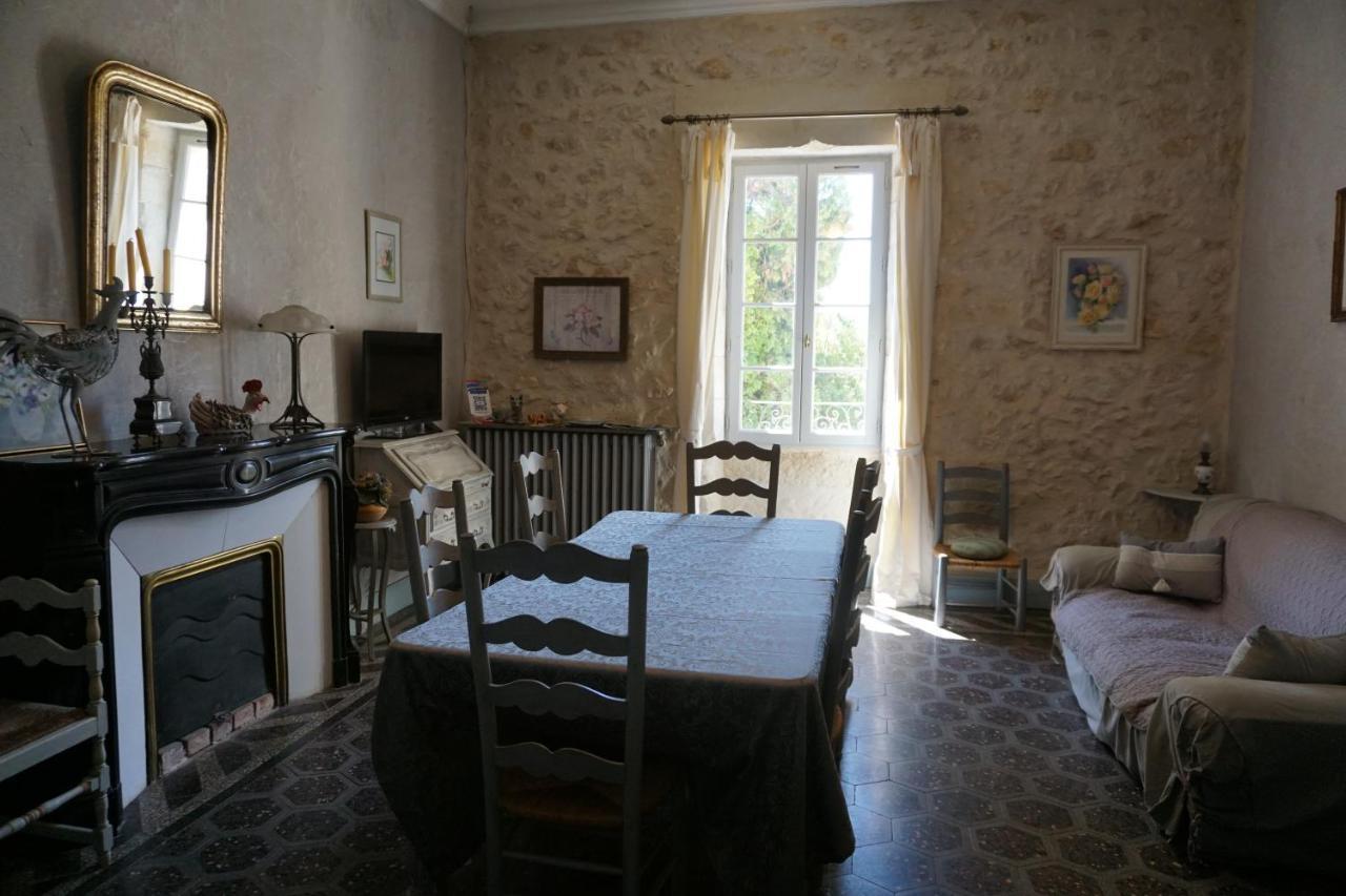 Les Deux Tours Bed and Breakfast Brignon Eksteriør billede