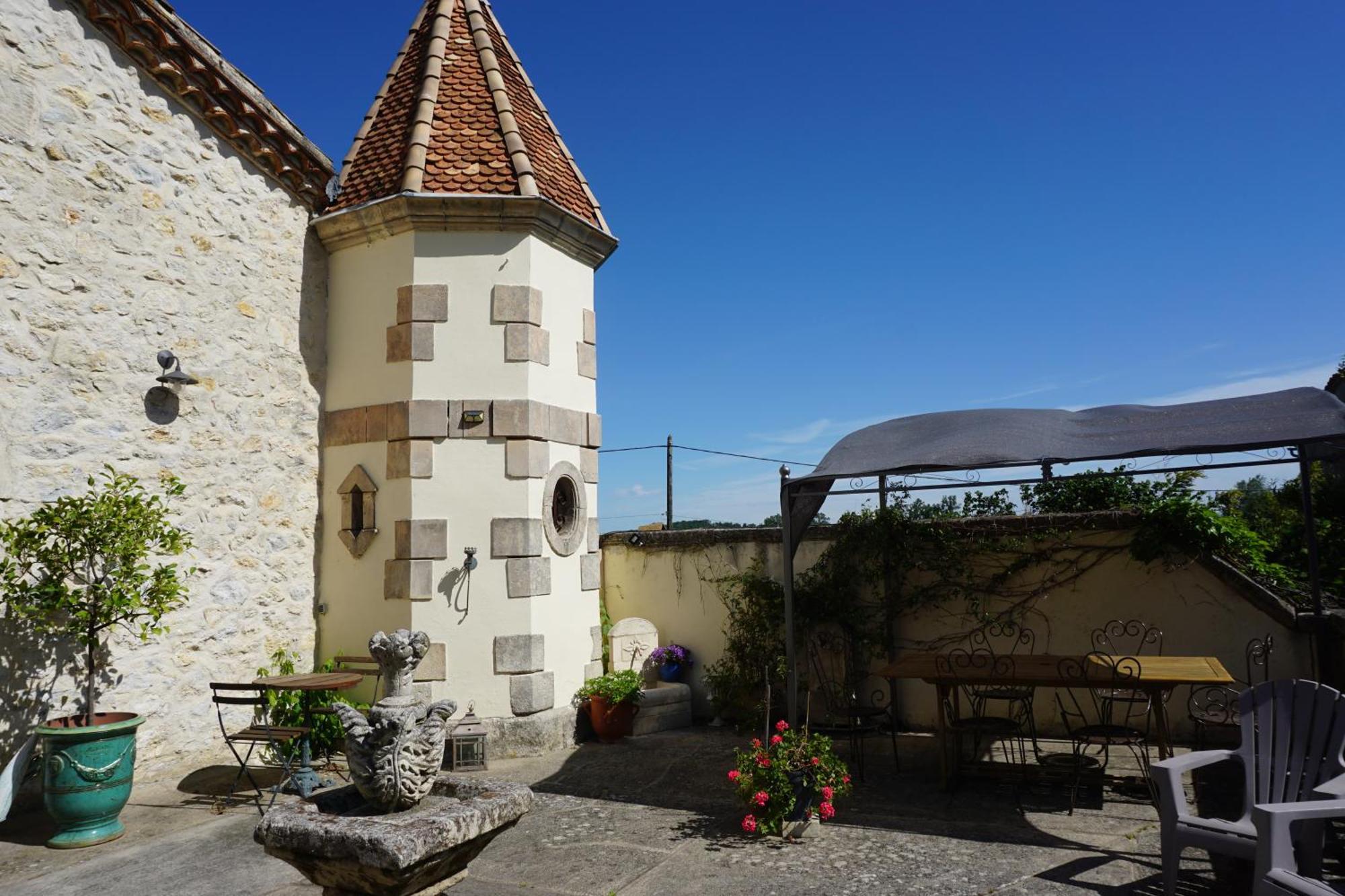 Les Deux Tours Bed and Breakfast Brignon Eksteriør billede